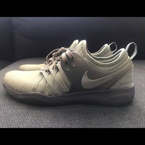 Nike Free TR 7 Shield Women's Training Shoe
